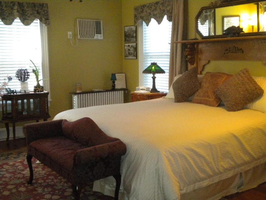 The Stirling House Waterfront Inn Greenport Exterior foto